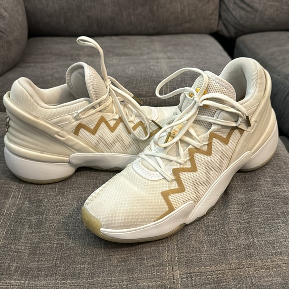Adidas issue #2 shoes bounce D.O.N gold and white - Picture 2 of 5